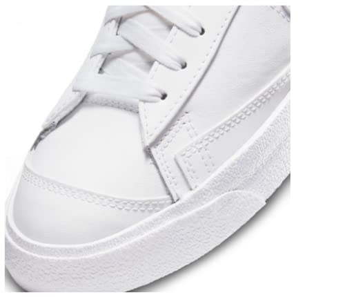 NIKE Women's Blazer Mid '77 Shoes, White White Metallic Gold, 6.5