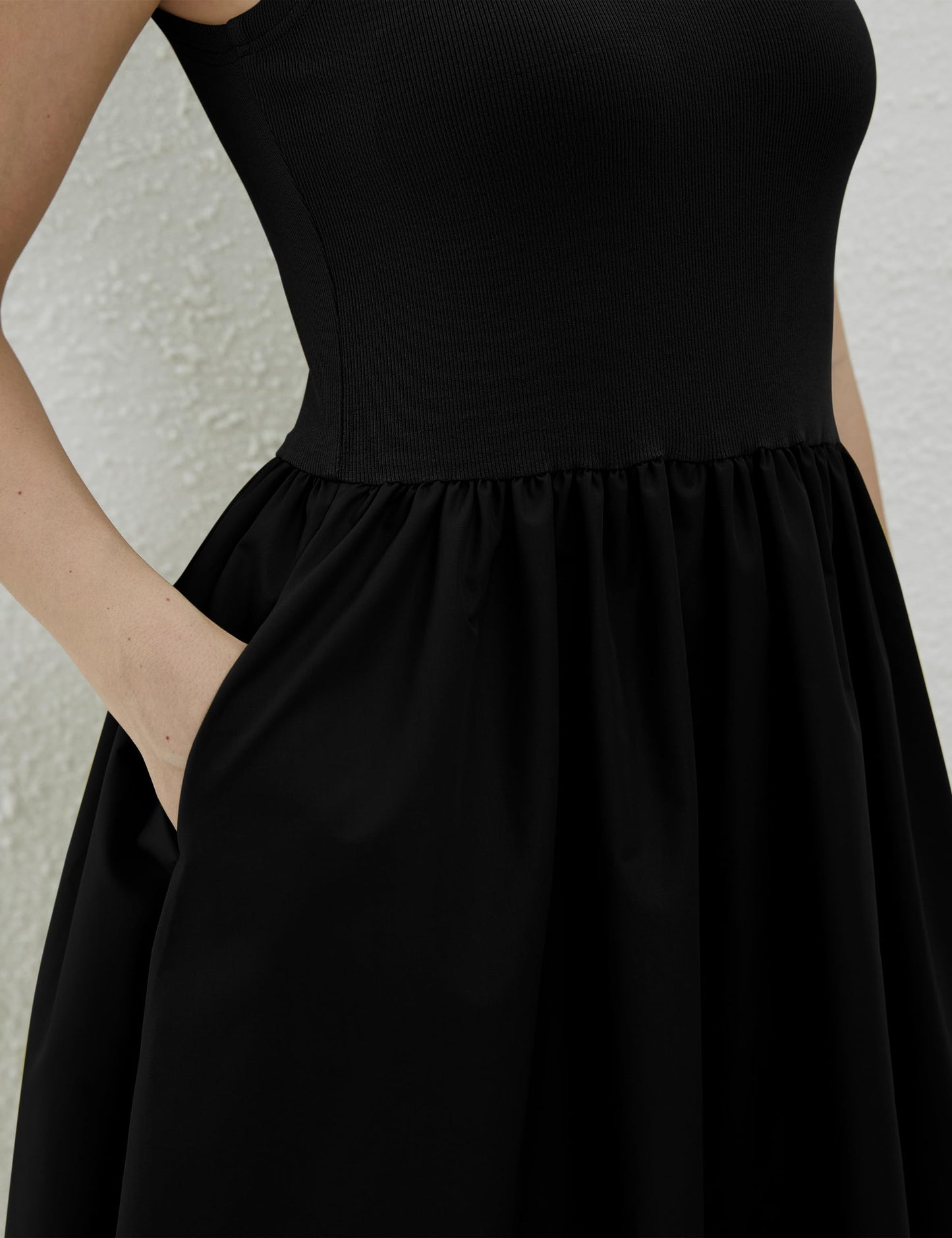 Lauweion Women's Sleeveless Turtleneck Maxi Dress Patchwork Casual Solid Flowy Mock Neck Tank Top Dress with Pockets Black